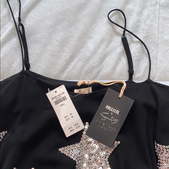 Top - Picture 2 of 3